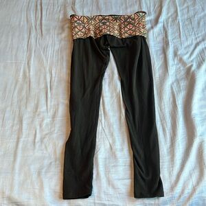 XS Mossimo black yoga pants with tribal accent
